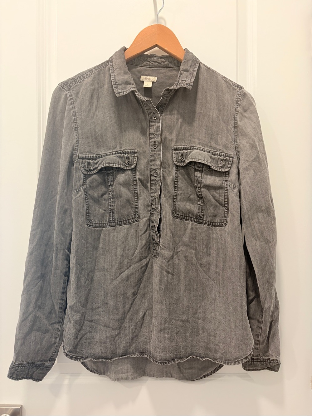 Fossil Gray Washed Women's Button Pullover Shirt
